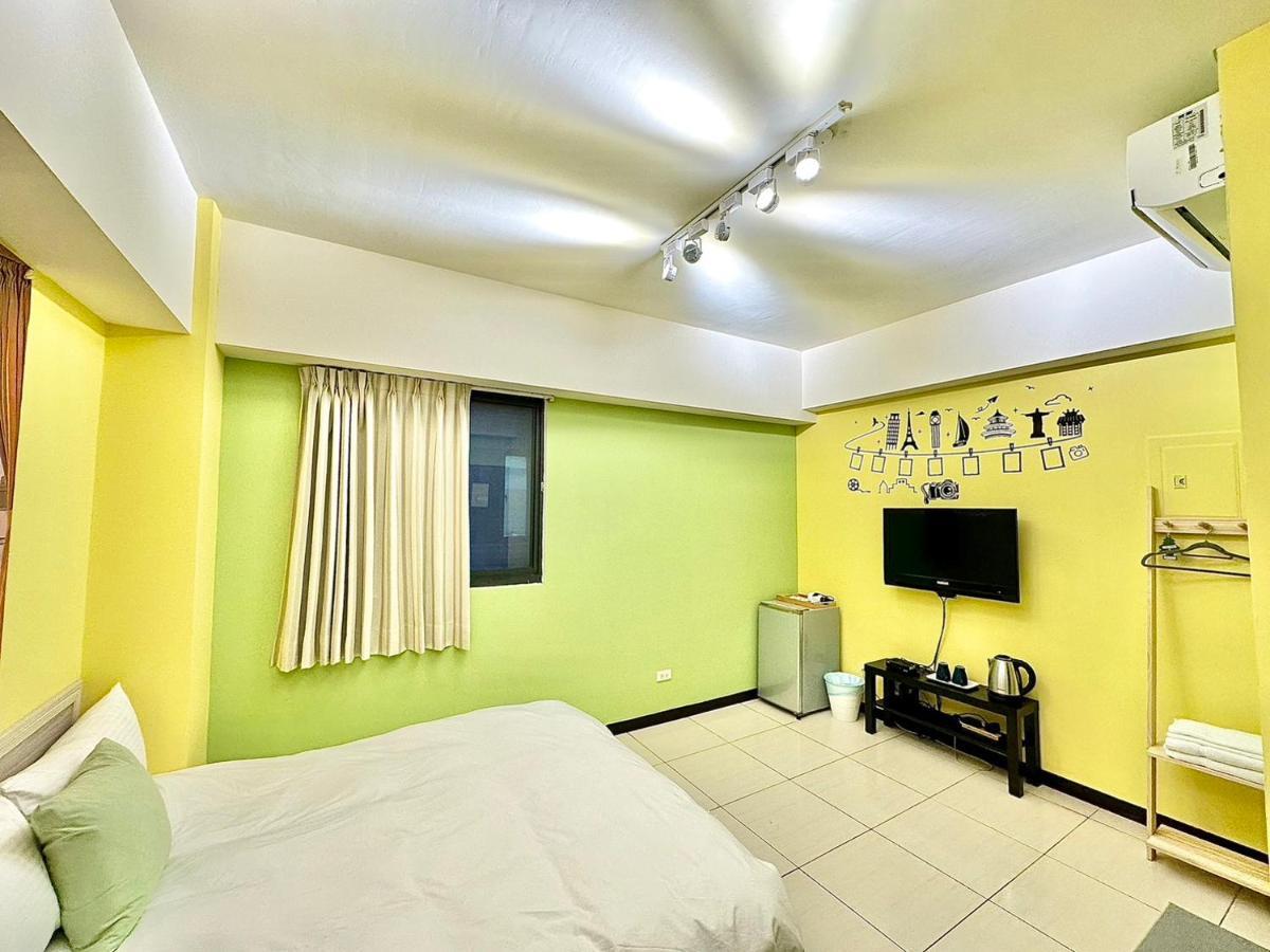 一中北極熊 Apartamento Taichung Exterior foto