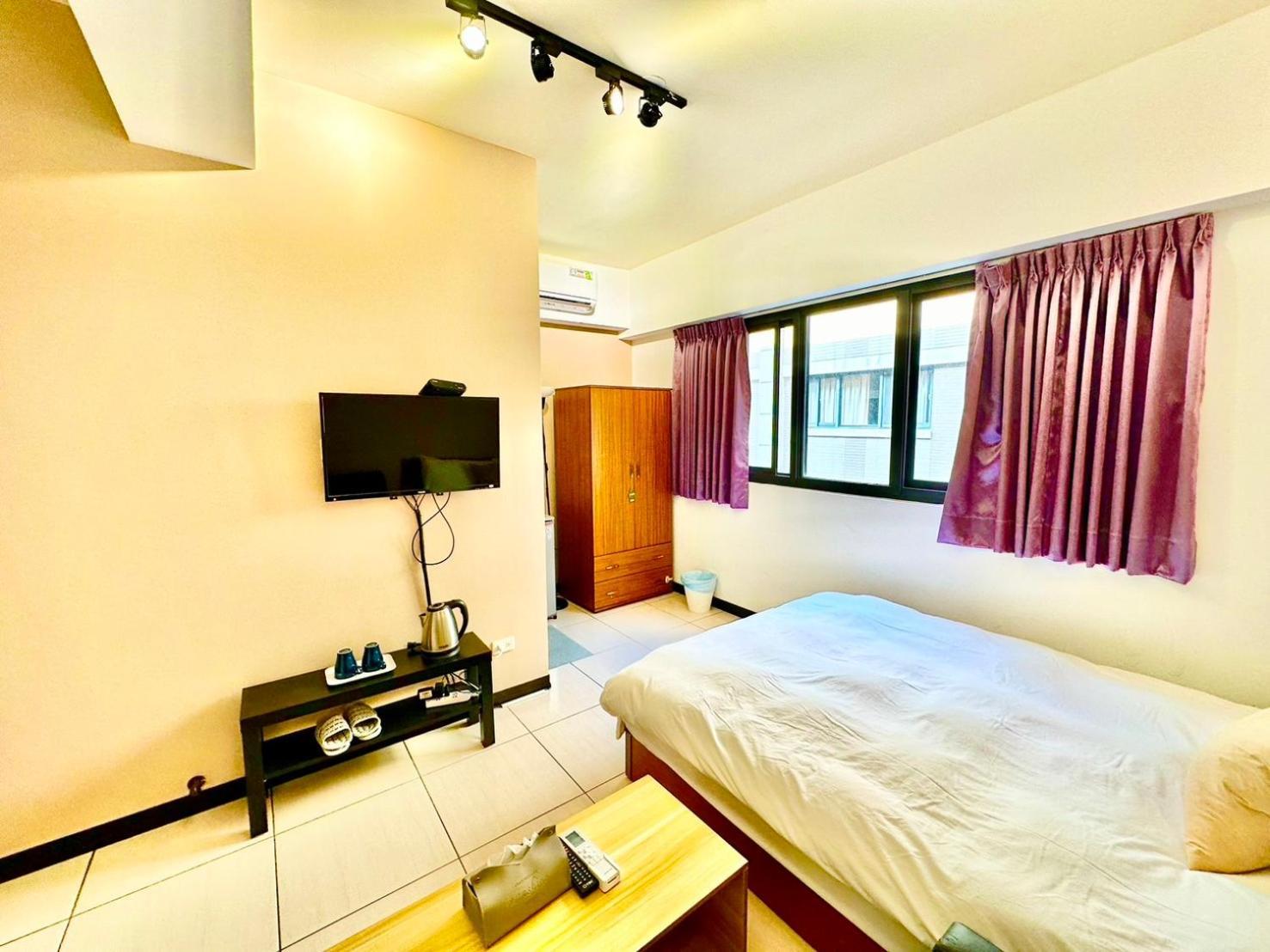 一中北極熊 Apartamento Taichung Exterior foto